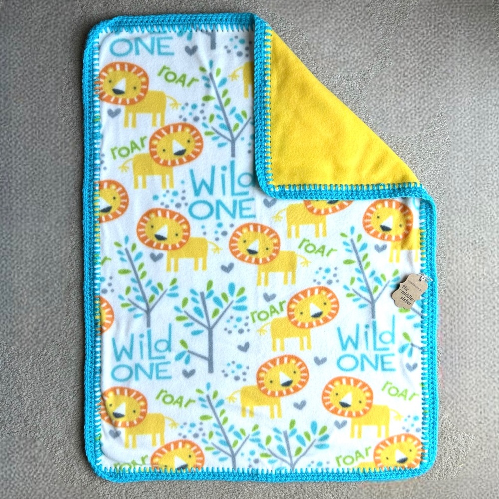 Handmade Baby Blanket 2-Ply Fleece Crochet Edging Lion Toddler Stroller Lovey - Picture 2 of 4